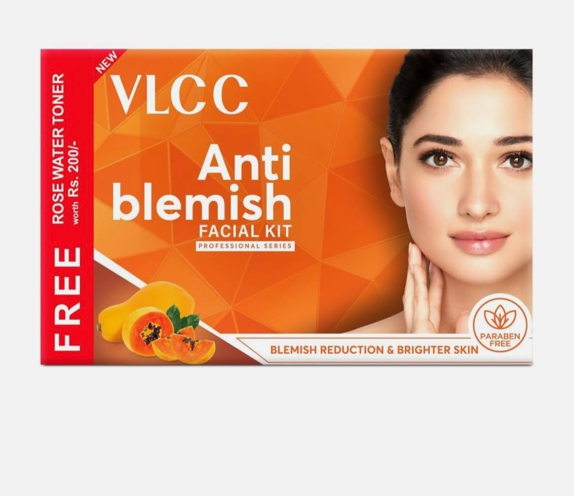 VLCC Papaya Fruit Facial Kit + FREE Rose Water Toner, 300 gm ( Salon Series )