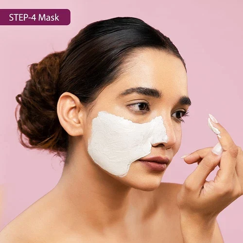 Lotus Herbals White Glow Insta Glow Fairness Facial Kit (Single Use) 40g thumbnail