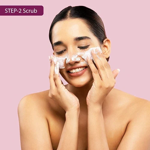 Lotus Herbals White Glow Insta Glow Fairness Facial Kit (Single Use) 40g thumbnail